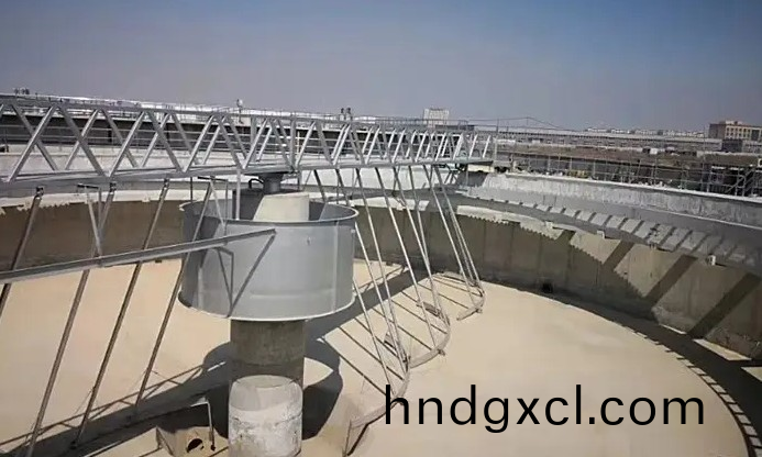 ZQXN型週邊傳動全橋虹吸式吸泥機