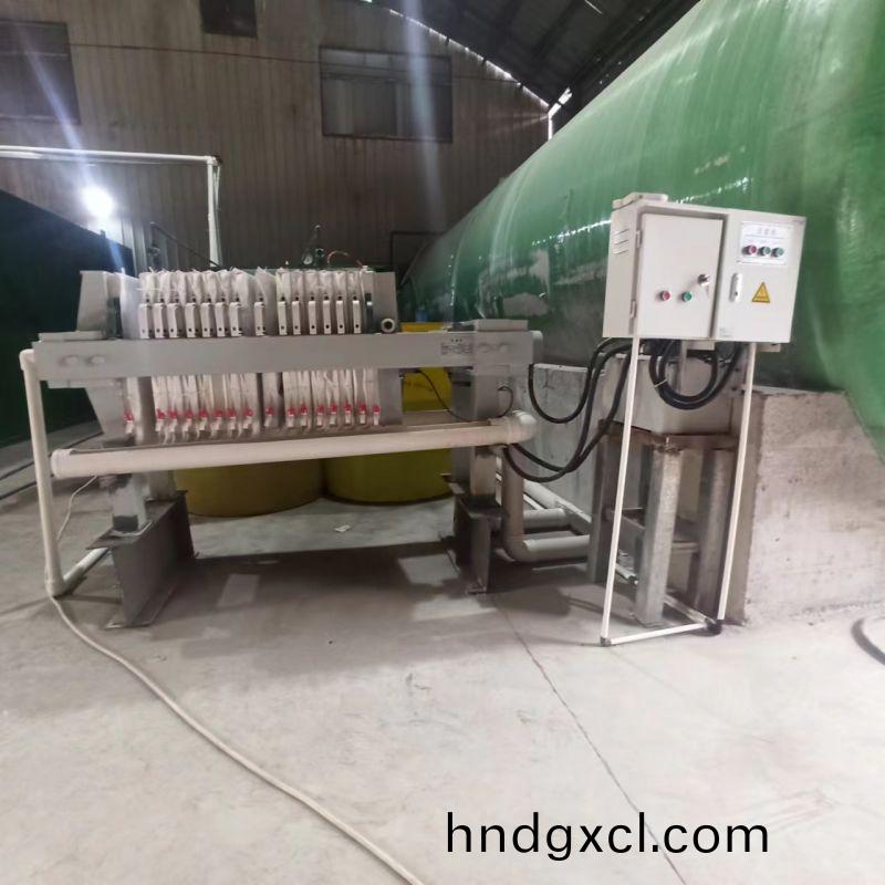 信陽機(ji)械廢水處理