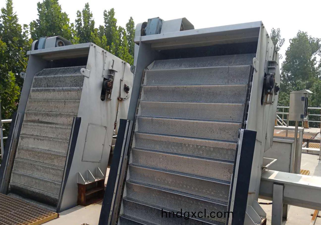 網闆堦梯式格柵除汚機